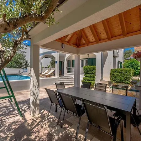 Sea Flower Beachfront Villa Sevid Exterior photo